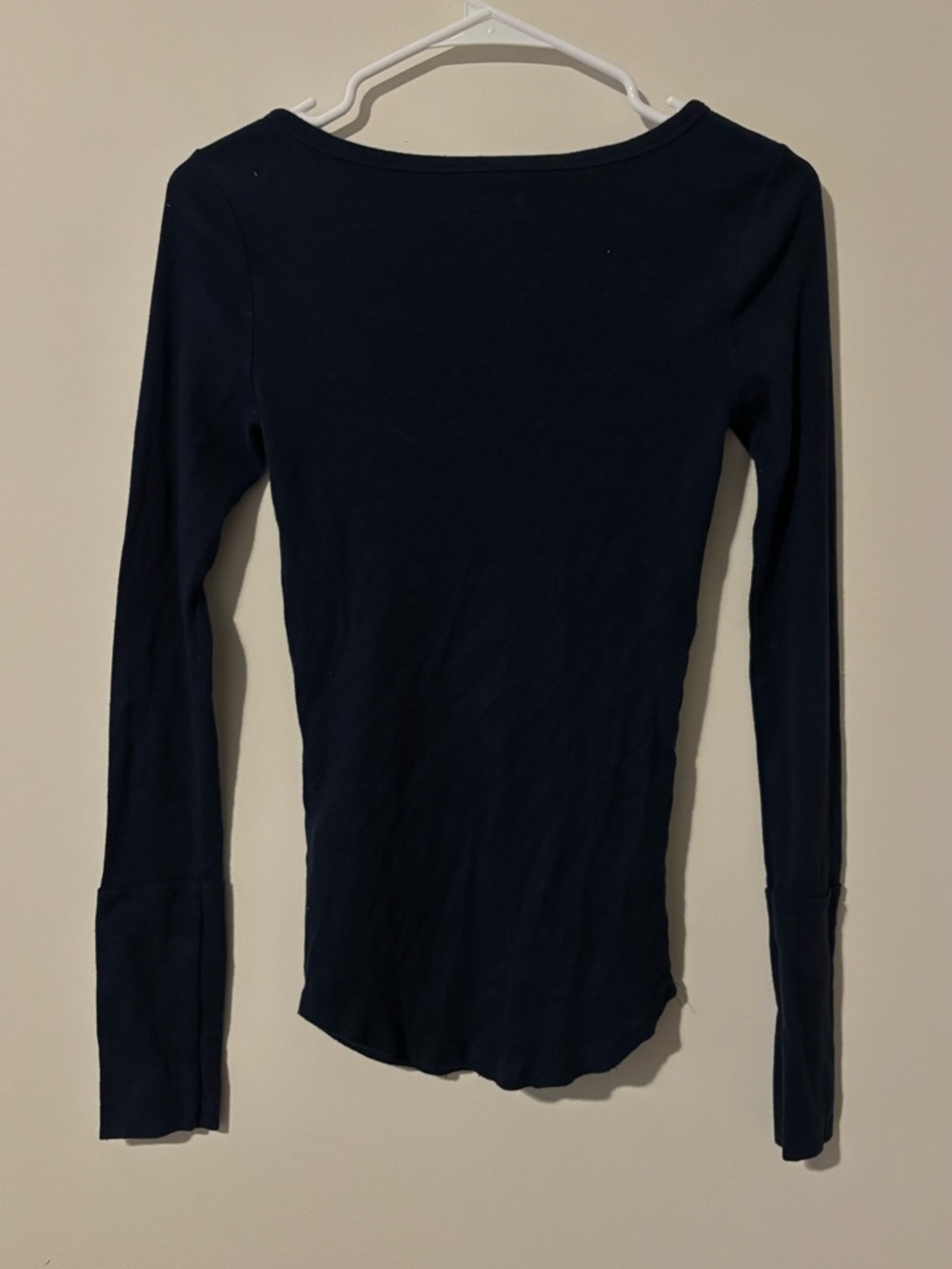 Abercrombie & Fitch Navy Y2K Bella Swan Ribbed Henley Long-Sleeve Top Size Small - Picture 7 of 7